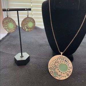LUCKY Silver Turquoise Disc Pendant & Earrings